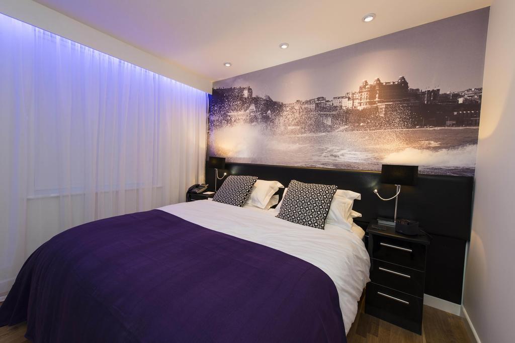 The Mayfield Seamer Scarborough Room photo